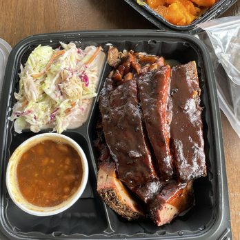 Wrigley BBQ & Grill - 3 meats, spare ribs, brisket, rib tips, bbq beans, coleslaw - Southern Near Me - Long Beach, California