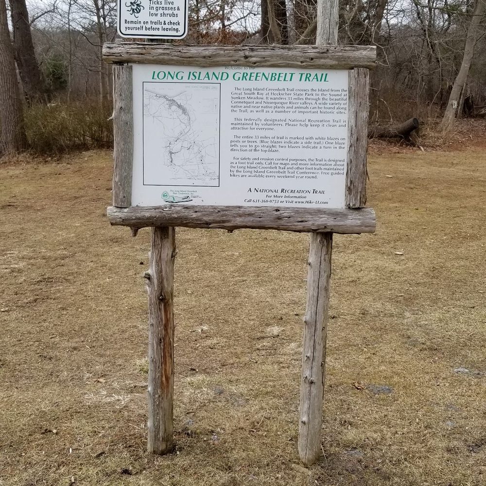 Part of the Long Island Greenbelt Trail runs through this park