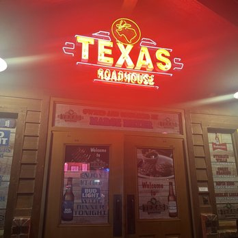Texas Roadhouse - Front - Steakhouses Near Me - Topeka, Kansas