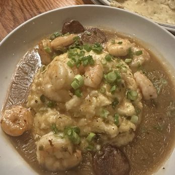 California Dreaming - Shrimp and grits - Seafood Near Me - Charleston, South Carolina California Dreaming - Shrimp and grits - Seafood Near Me - Charleston, South Carolina