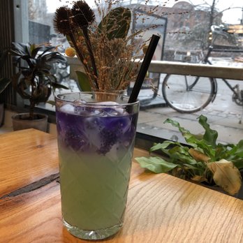 Baryl - Winter lemonade - Cafes Near Me - København