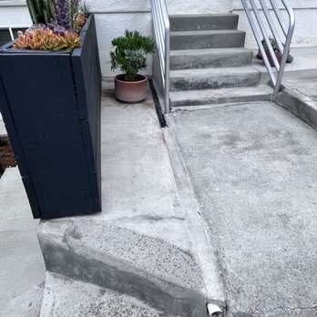 Dibara Masonry - Drain embedded by the stairs - Masonry/Concrete Near Me - Glendale, California Dibara Masonry - Drain embedded by the stairs - Masonry/Concrete Near Me - Glendale, California