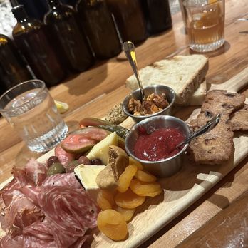 Cindy's Rooftop - Charcuterie - New American Near Me - Chicago, Illinois