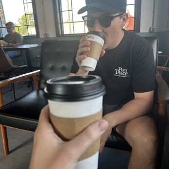 Caliber Coffee - Fuzzy Sweater Cinnamon Dolce Latte - Coffee & Tea Near Me - Nashville, Tennessee