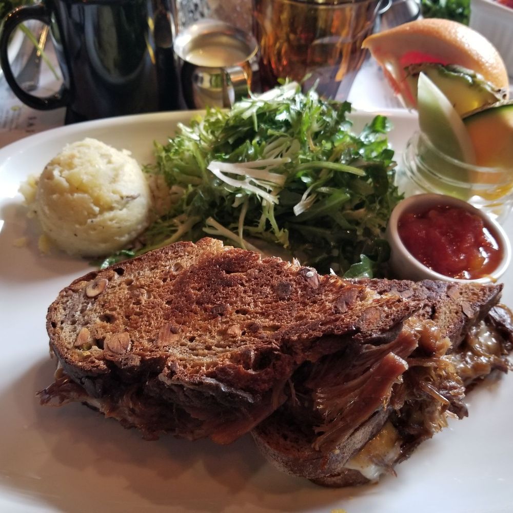 Janine Café - Grilled cheese with duck confit - Breakfast & Brunch Near Me - Montreal, Quebec Janine Café - Grilled cheese with duck confit - Breakfast & Brunch Near Me - Montreal, Quebec