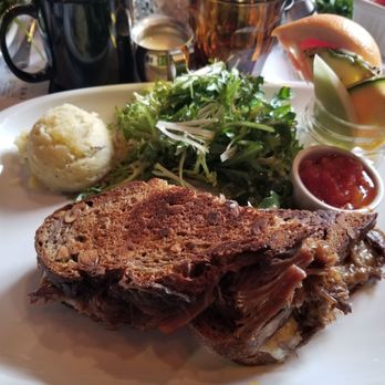 Janine Café - Grilled cheese with duck confit - Breakfast & Brunch Near Me - Montreal, Quebec
