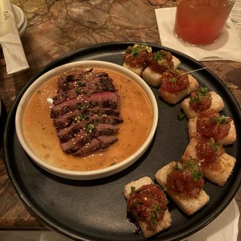 Earl’s - Steak and sushi and guava margarita - Cocktail Bars Near Me - Honolulu, Hawaii Earl’s - Steak and sushi and guava margarita - Cocktail Bars Near Me - Honolulu, Hawaii