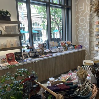 Yoboseyo Superette - Inside - Coffee & Tea Near Me - Los Angeles, California Yoboseyo Superette - Inside - Coffee & Tea Near Me - Los Angeles, California