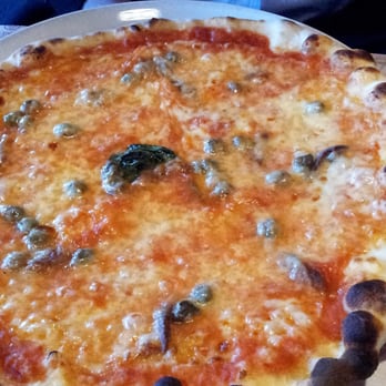 La corte - The Pizza Napoli with anchovies and capers - Italian Near Me - Lieboch, 6