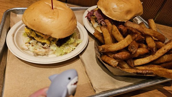 HiHo Cheeseburger | Santa Monica by null