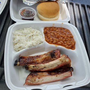 Ramsey's BBQ - Rib Plate with Baked Beans and Coleslaw - Barbeque Near Me - Whitwell, Tennessee Ramsey's BBQ - Rib Plate with Baked Beans and Coleslaw - Barbeque Near Me - Whitwell, Tennessee