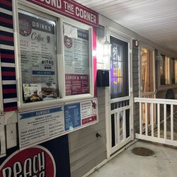 Beach Bums Cafe & Creamery