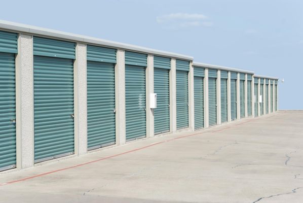 Kissing Tree Storage