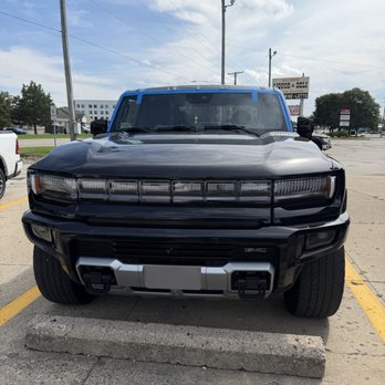 Save On Auto Glass - Windshield Replacement on Hummer Ev - Auto Glass Services Near Me - Sterling Heights, Michigan Save On Auto Glass - Windshield Replacement on Hummer Ev - Auto Glass Services Near Me - Sterling Heights, Michigan