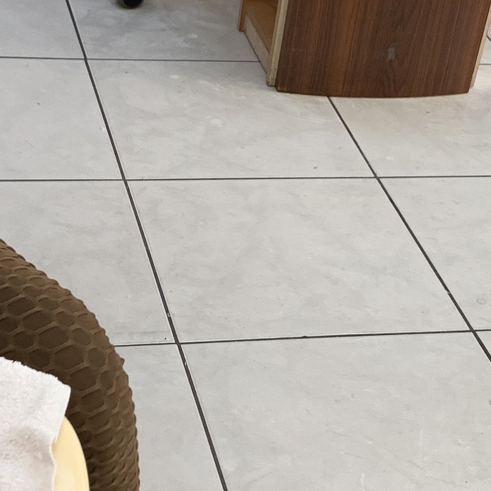 Cloud 9 Nail Spa - Dirty floor - Nail Salons Near Me - North Hollywood, California