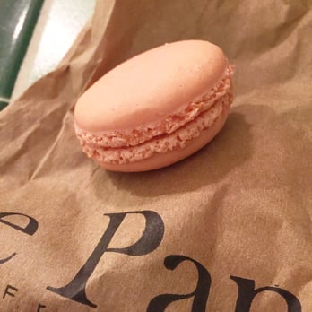 Le Panier - Macaron Framboise - Bakeries Near Me - Seattle, Washington