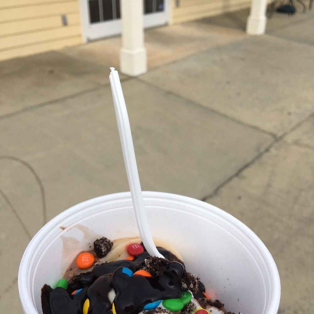 sweetFrog - Yum - Ice Cream & Frozen Yogurt Near Me - Dunn, North Carolina