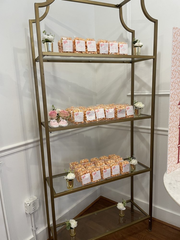 THE CONFETTI ROOM Updated September 2024 47 Photos & 10 Reviews 1531 Race St, Cincinnati