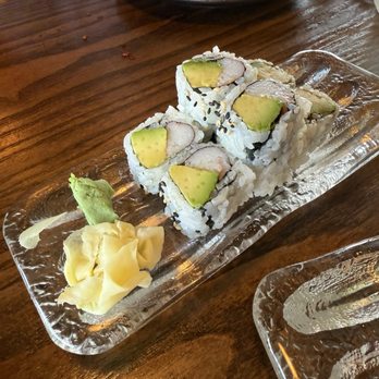 Roishi - California Roll - Ramen Near Me - Hamden, Connecticut Roishi - California Roll - Ramen Near Me - Hamden, Connecticut