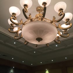 Nueva China - Siempre encantan las luces en los restaurantes chinos