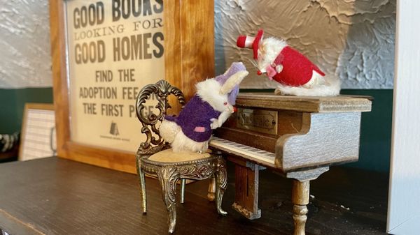 Purple Fiddle by null