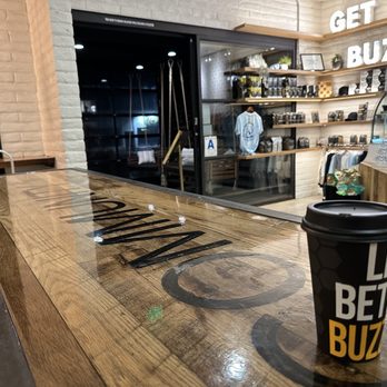 Better Buzz Coffee - Vanilla bean latte - Coffee & Tea Near Me - San Diego, California