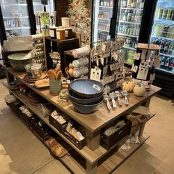 The Pantry by Emily's Table - Beverages, snacks, home goods, jewelry, apparel, art, flowers, oh my! What doesn't the pantry offer?