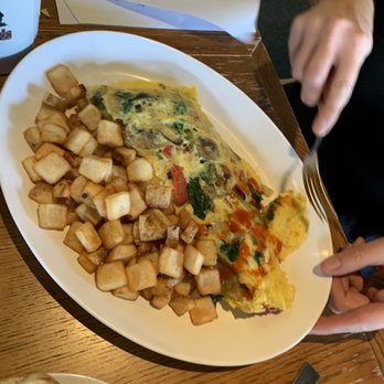 Haywood Cafe - Spinach Omelette - Breakfast & Brunch Near Me - Keystone, Colorado Haywood Cafe - Spinach Omelette - Breakfast & Brunch Near Me - Keystone, Colorado