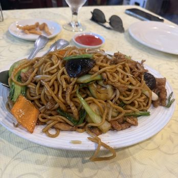 Mandarin Delight - Chow Mein 炒麵 - Chinese Near Me - Dublin, California Mandarin Delight - Chow Mein 炒麵 - Chinese Near Me - Dublin, California