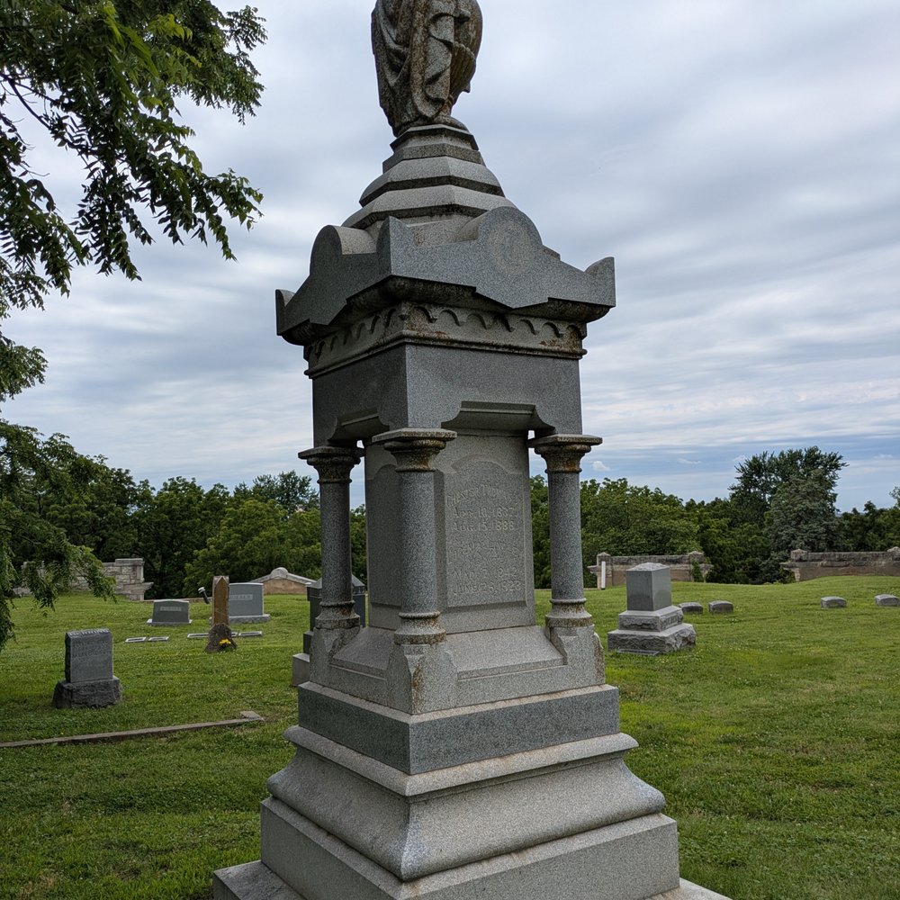 Topeka Cemetery - Topeka Cemetery - Funeral Services & Cemeteries Near Me - Topeka, Kansas Topeka Cemetery - Topeka Cemetery - Funeral Services & Cemeteries Near Me - Topeka, Kansas