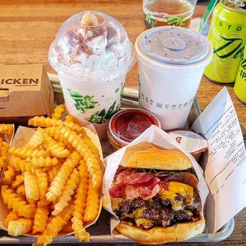 Shake Shack Mission Valley - Burgers Near Me - San Diego, California Shake Shack Mission Valley - Burgers Near Me - San Diego, California