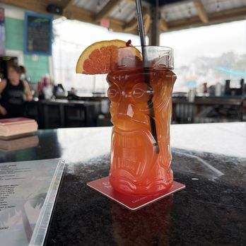 Captain Al's Restaurant & Tiki Bar - Hurricane - Tiki Bars Near Me - Buzzards Bay, Massachusetts