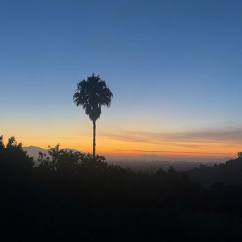 Baldwin Hills Scenic Overlook - Sunrise approximately 5:45 am - Parks Near Me - Culver City, California Baldwin Hills Scenic Overlook - Sunrise approximately 5:45 am - Parks Near Me - Culver City, California