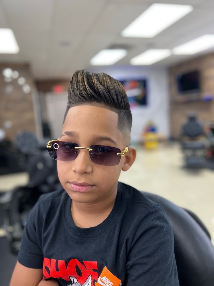 XTREME BARBER SHOP Updated September 2024 106 Photos 710 Pondella