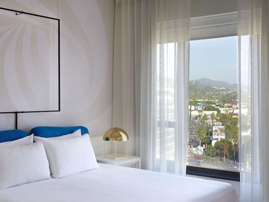 Mondrian Los Angeles by null