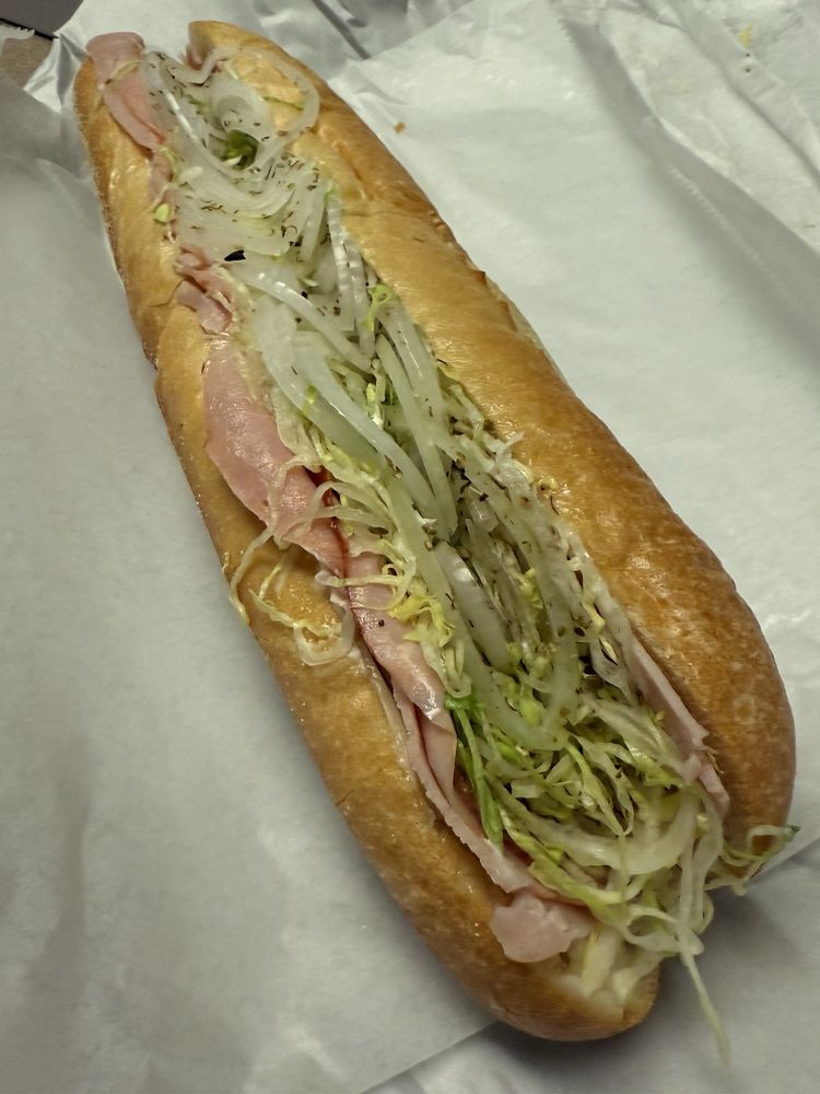 Food from Goodfella's New York Italian Deli