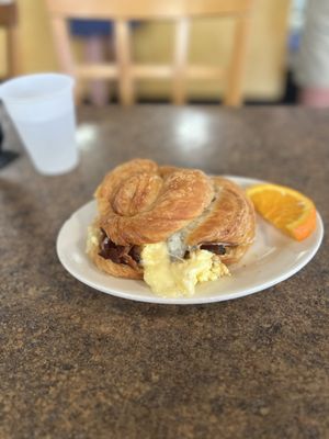 Goose Feathers Cafe & Bakery by null
