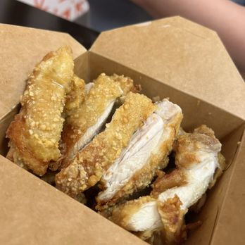 Cluck2Go - Fried hainan chicken - Hainan Near Me - Rowland Heights, California Cluck2Go - Fried hainan chicken - Hainan Near Me - Rowland Heights, California