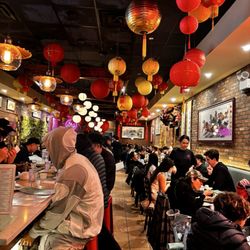 Uncle Lou 快樂人 - The dining room, how cute is that??