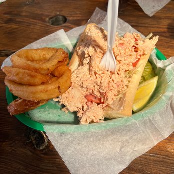 Barnacle Bud's - Seafood Near Me - Milwaukee, Wisconsin