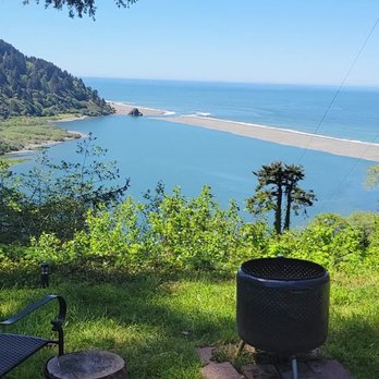 Book Stay Hop - Requa House located in Klamath California, provides spectacular views and tranquility. - Vacation Rentals Near Me Book Stay Hop - Requa House located in Klamath California, provides spectacular views and tranquility. - Vacation Rentals Near Me