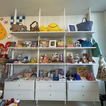Aloha Kira - Gift Shops Near Me - Kailua, Hawaii