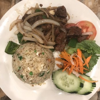 Que Huong Bistro - Com Chien Bo Luc Lac - Vietnamese Near Me - Houston, Texas Que Huong Bistro - Com Chien Bo Luc Lac - Vietnamese Near Me - Houston, Texas