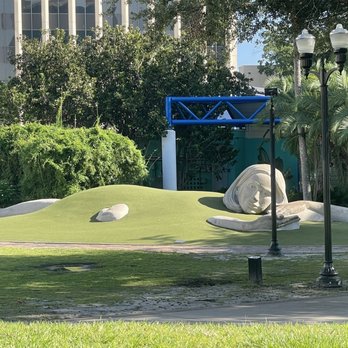Lake Eola Park - Parks Near Me - Orlando, Florida
