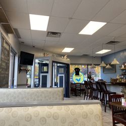 Blue Rooster - Plenty of seating @ Blue Rooster