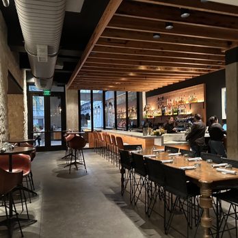 Domingo - Interior - Cocktail Bars Near Me - San Antonio, Texas