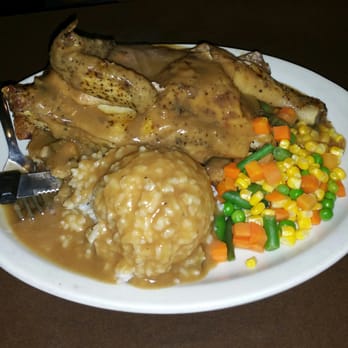 Eagle Cafe - Roast chicken with stuffing - Breakfast & Brunch Near Me - Honolulu, Hawaii Eagle Cafe - Roast chicken with stuffing - Breakfast & Brunch Near Me - Honolulu, Hawaii