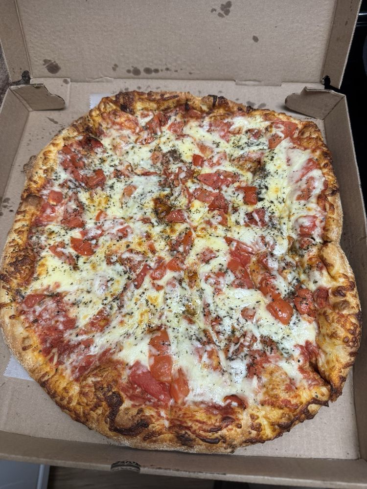 Food from Lanzarotto’s Pizzeria