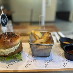 The Pig Out Bistro - Crab Burger