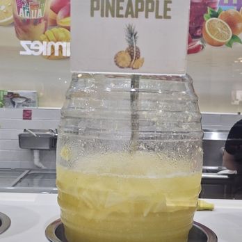 Agua Cabana - Pineapple - Juice Bars & Smoothies Near Me - Los Angeles, California Agua Cabana - Pineapple - Juice Bars & Smoothies Near Me - Los Angeles, California